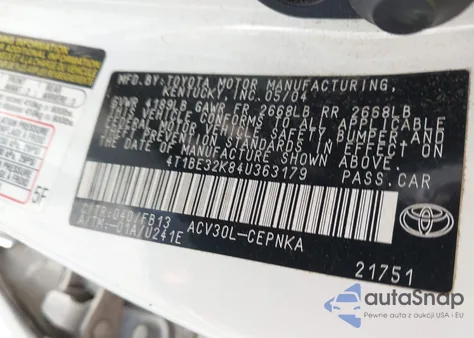 2004 Toyota Camry Le z USA, uszkodzony, nr VIN 4T1BE32K84U363179